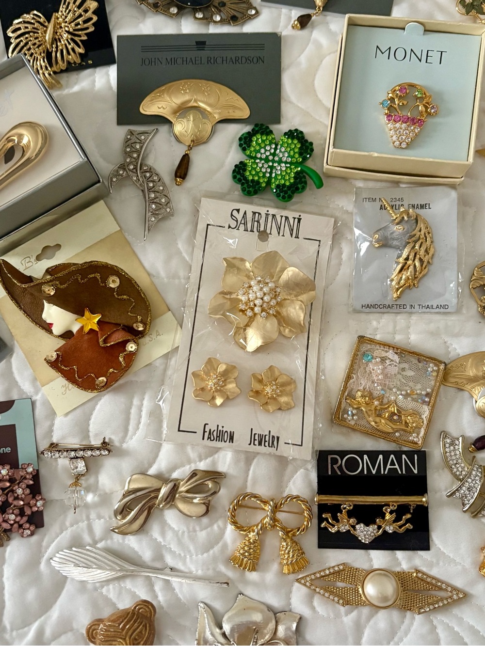 Huge lot of costume jewelry brooches